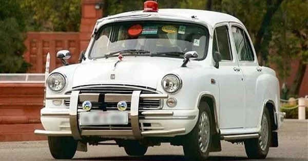 LG J&K issues notification regarding revision of batch of AGMUT cadre IAS Officer